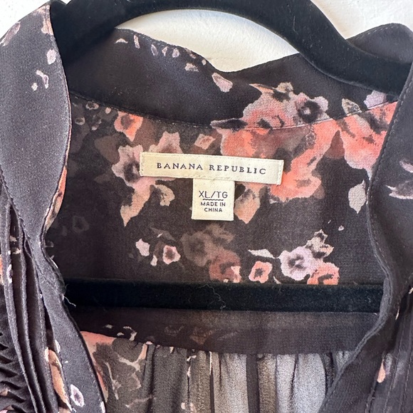 Sheer Floral Blouse - Picture 2 of 8